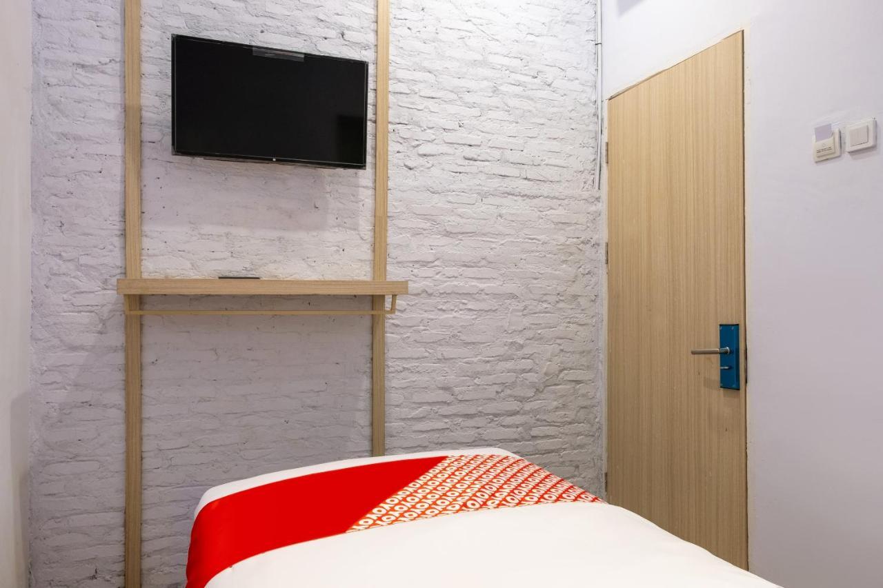 מדאן Super Oyo 3150 Theodore Homestay מראה חיצוני תמונה